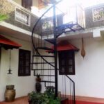 Innovative Outside Stairs Design For Indian Houses Photo 038