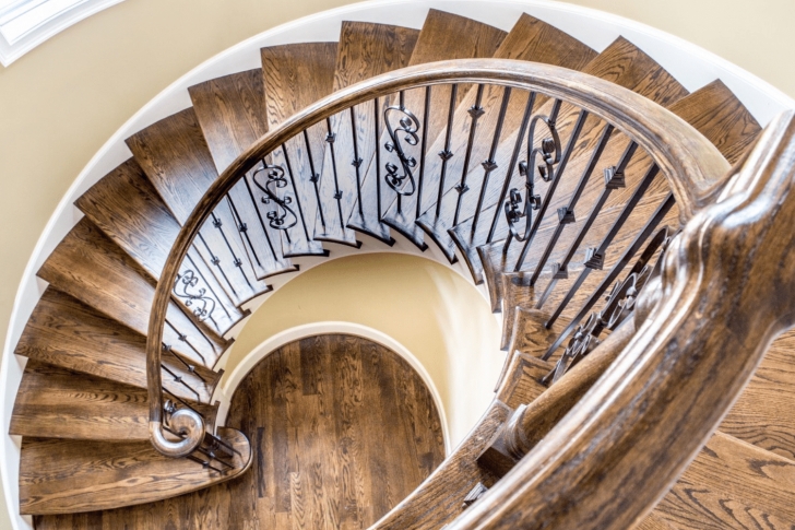 Stylish Semi Circle Staircase Design Picture 816