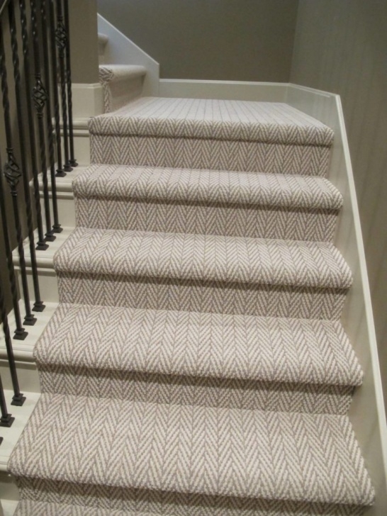 Amazing Patterned Stair Carpet Image 574