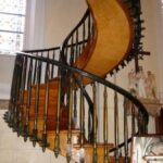Amazingly Unexplained Spiral Staircase Image 835