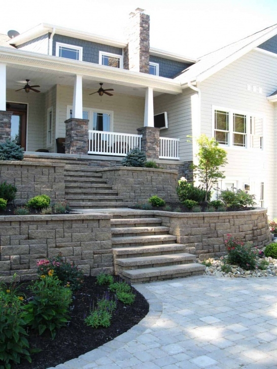 Simple Front Yard Stairs Design Image 550