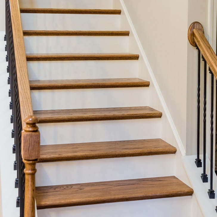 Simple Red Oak Stairs Picture 405