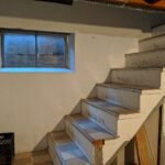Stunning Narrow Basement Stairs Photo 084