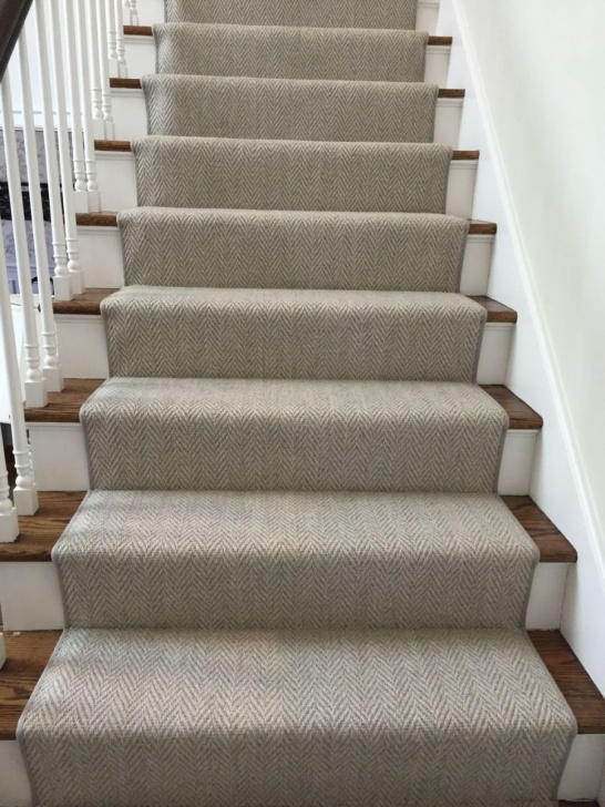 Stylish Carpet That Looks Like Stairs Picture 029