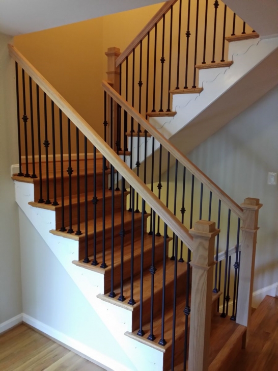 Top Black Spindle Staircase Photo 445