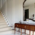 Top Double Molding Stairs Picture 095
